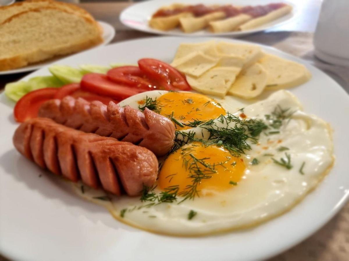 مبيت وإفطار ميستيا Girgola المظهر الخارجي الصورة