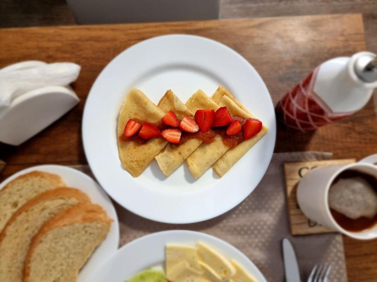 مبيت وإفطار ميستيا Girgola المظهر الخارجي الصورة